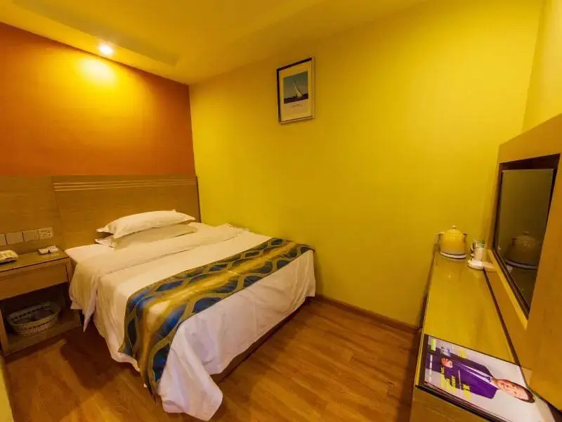 Shell Hefei Luyang District Sipai Building Subway Station Hotel