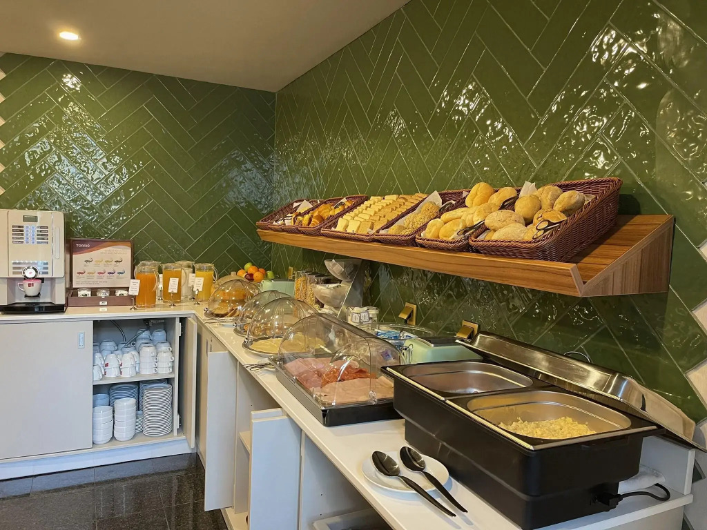 Hotel Sete Colinas
