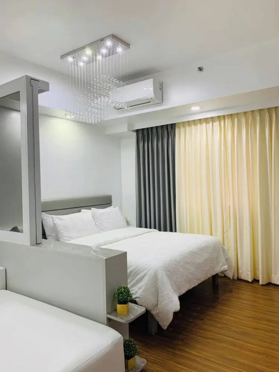 DLC Place - Splendido Taal Tower 1 Tagaytay