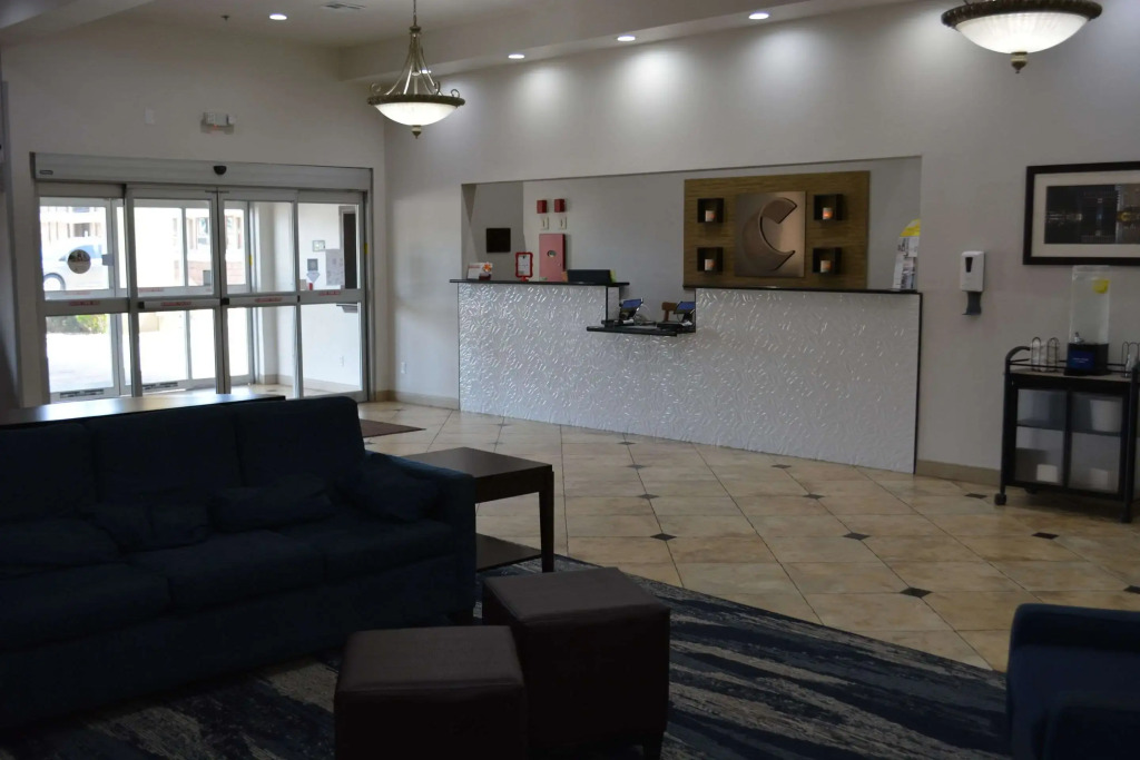 Comfort Suites Yukon - SW Oklahoma City