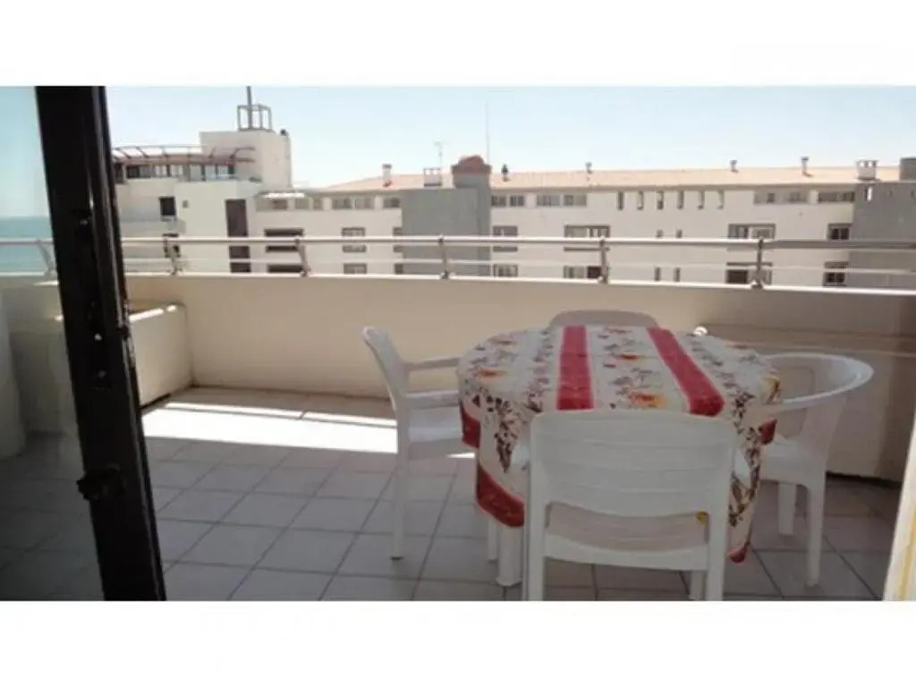Languedoc Immobilier Appartement Vue Mer Plage Piscine Rochelongue - St152