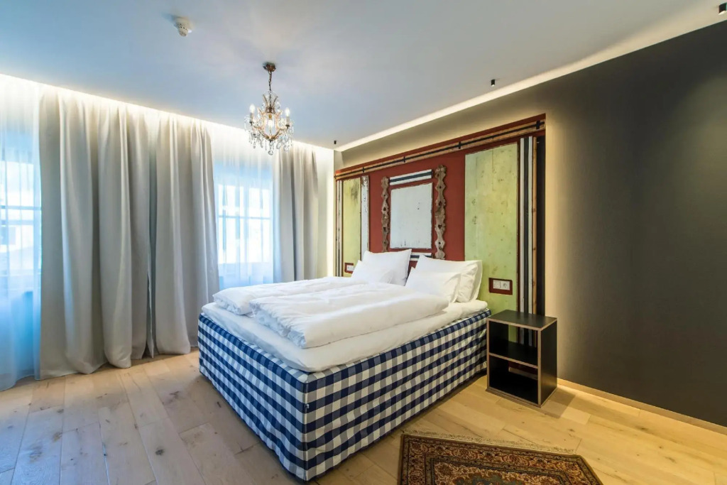 Adler Suite & Stube