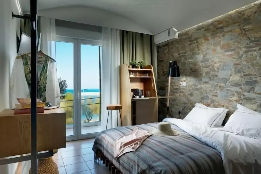 Hotel Menel