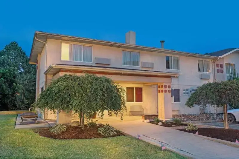 Super 8 by Wyndham Mars/Cranberry/Pittsburgh Area