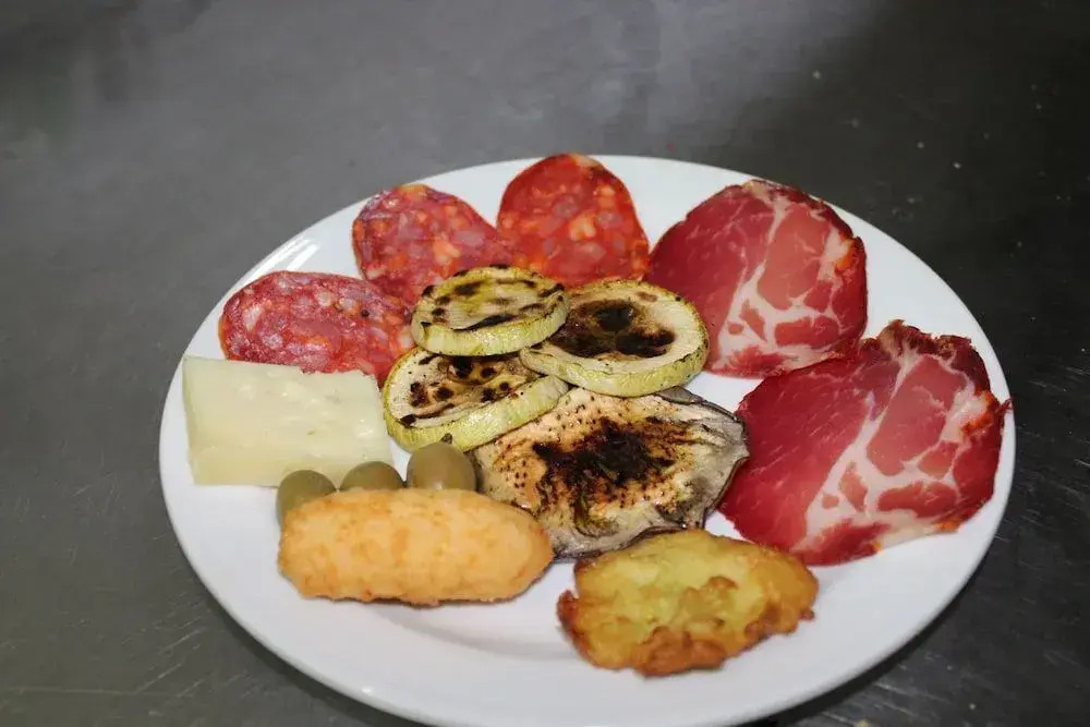 Hotel Ristorante LAvvenire