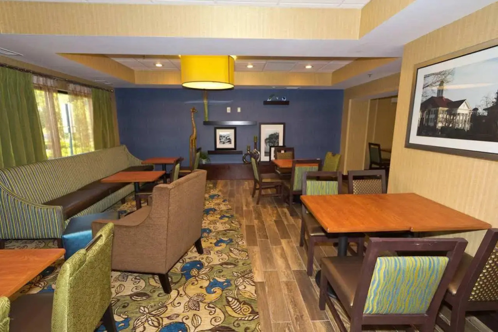 Hampton Inn Harrisonburg South