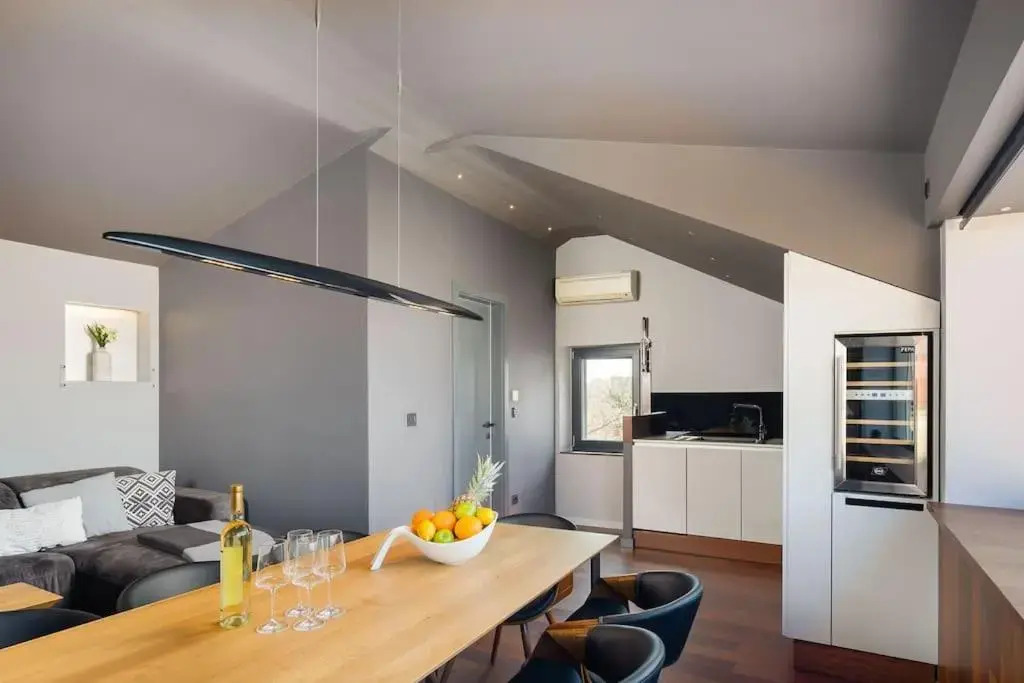 New luxury apartment Bacvice