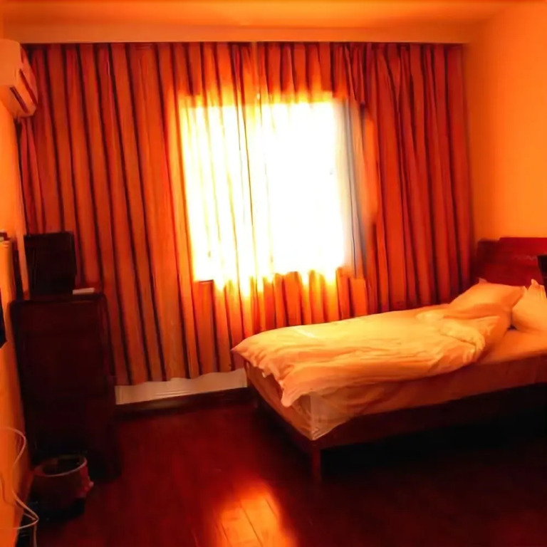 Luzhi Shuixiang Young Courtyard Homestay