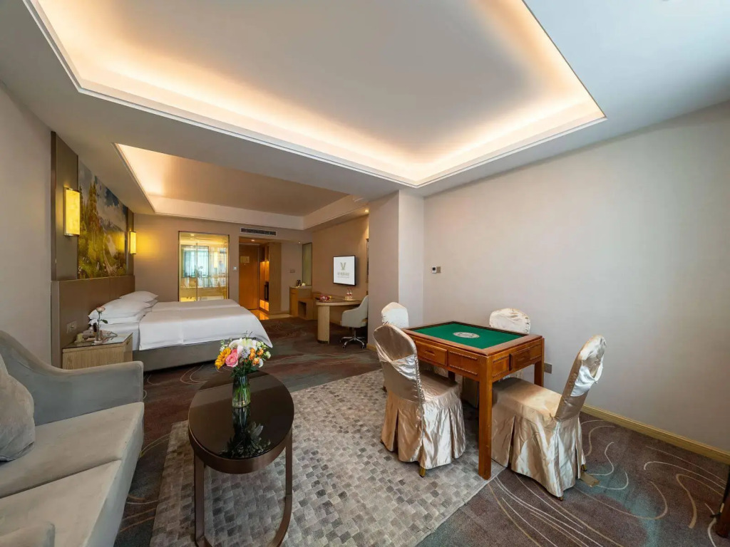 Vienna International Hotel (Chongqing Yufu Industrial Park)