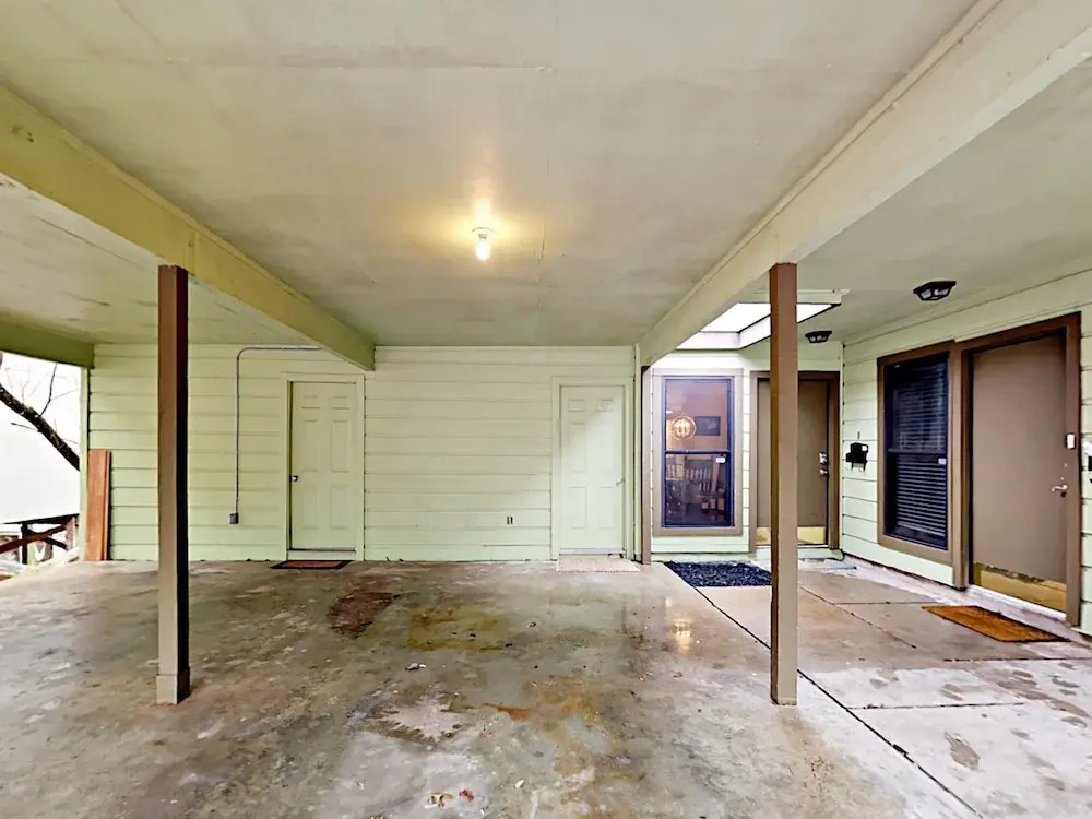 1112 Robert E Lee Condo Unit B 2 Bedrooms 2 Bathrooms Condo