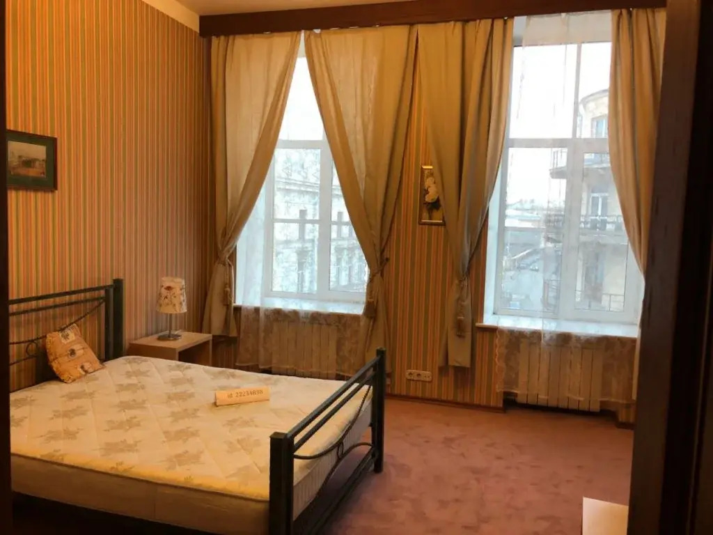 Millionnaya Apartments / Апартаменты на Милионной 