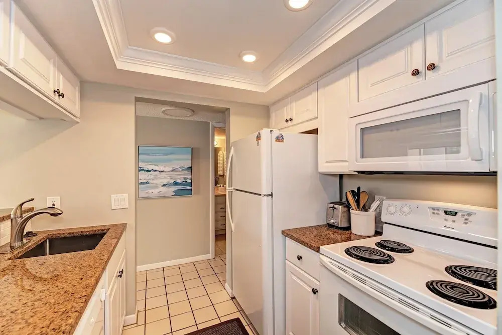 Midnight Cove Ii 412f - Beautiful Canal View! 2 Bedroom Condo