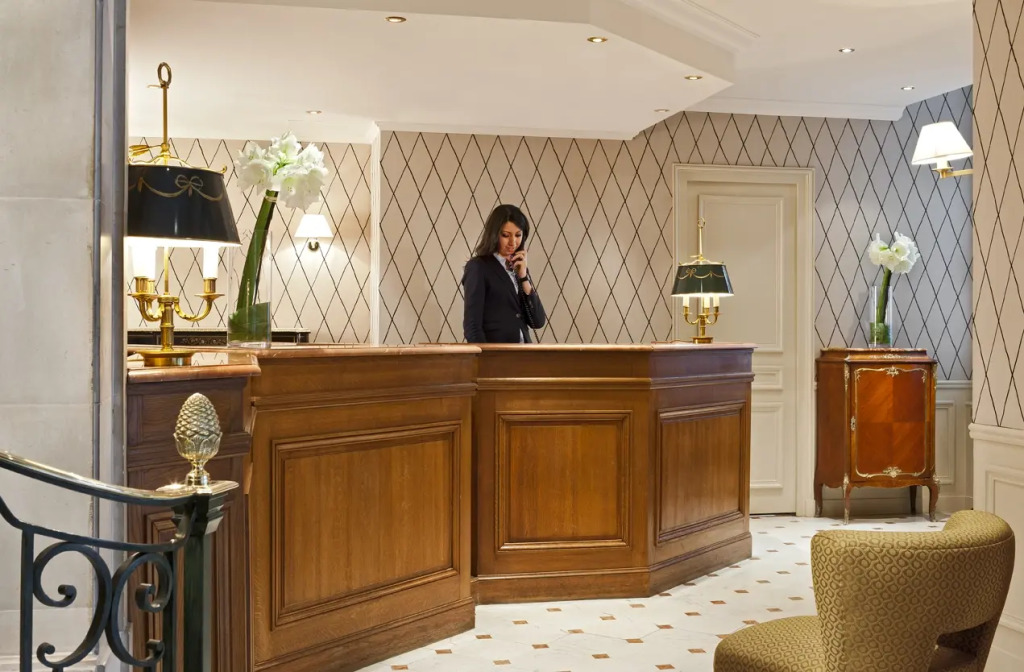 Grand Powers Hotel