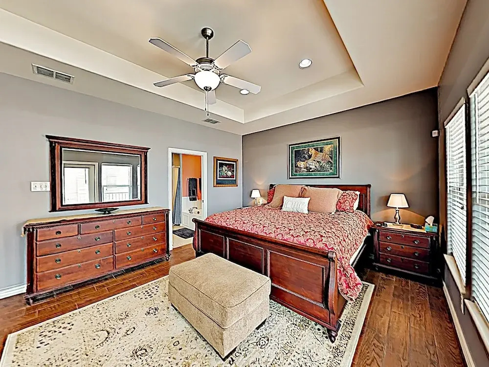 New Listing! Coastal Escape W/ Pool, 200 To Beach 4 Bedroom Townhouse