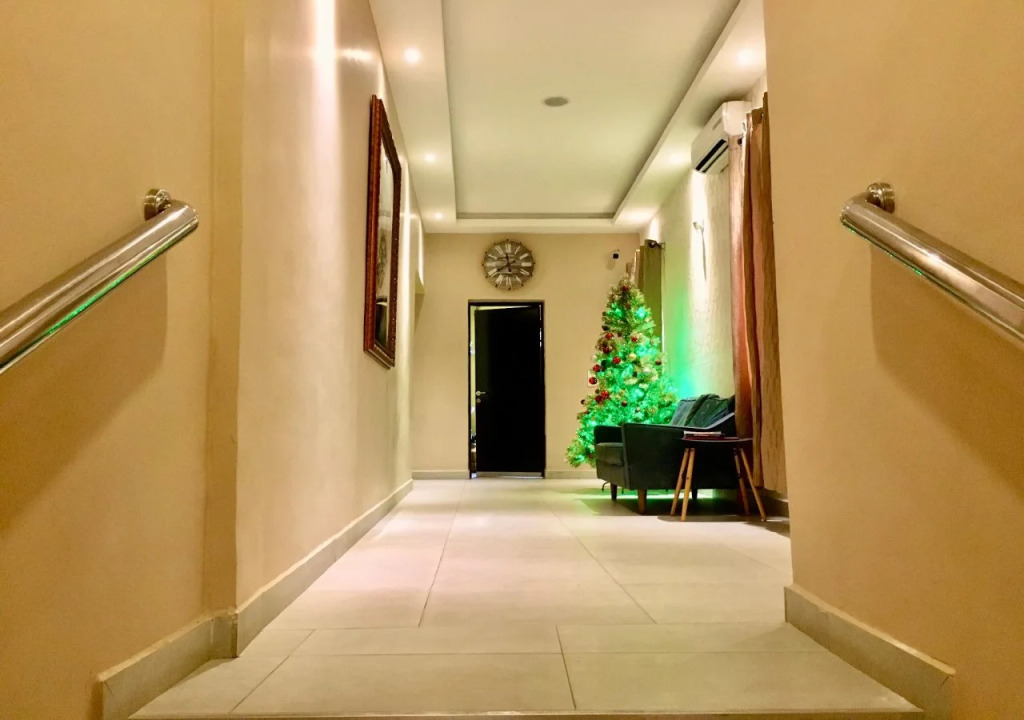 House 56 Hotel & Suites