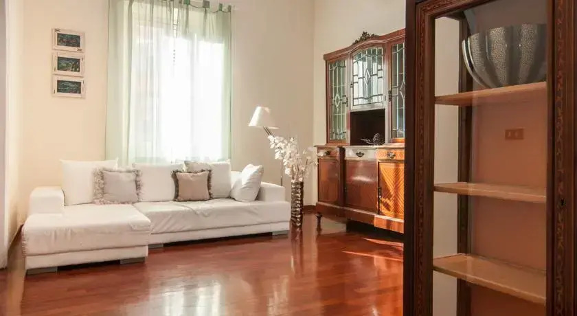 Mat's House