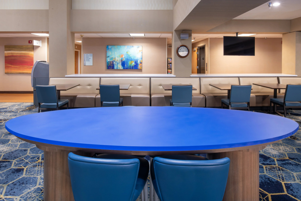 Holiday Inn Express Hotel and Suites - Henderson by IHG