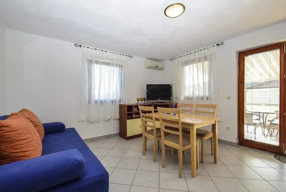 Apartments Lela Drage
