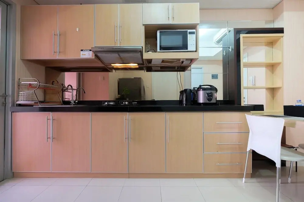 Modern and Classy 1BR Green Lake Sunter Apartment