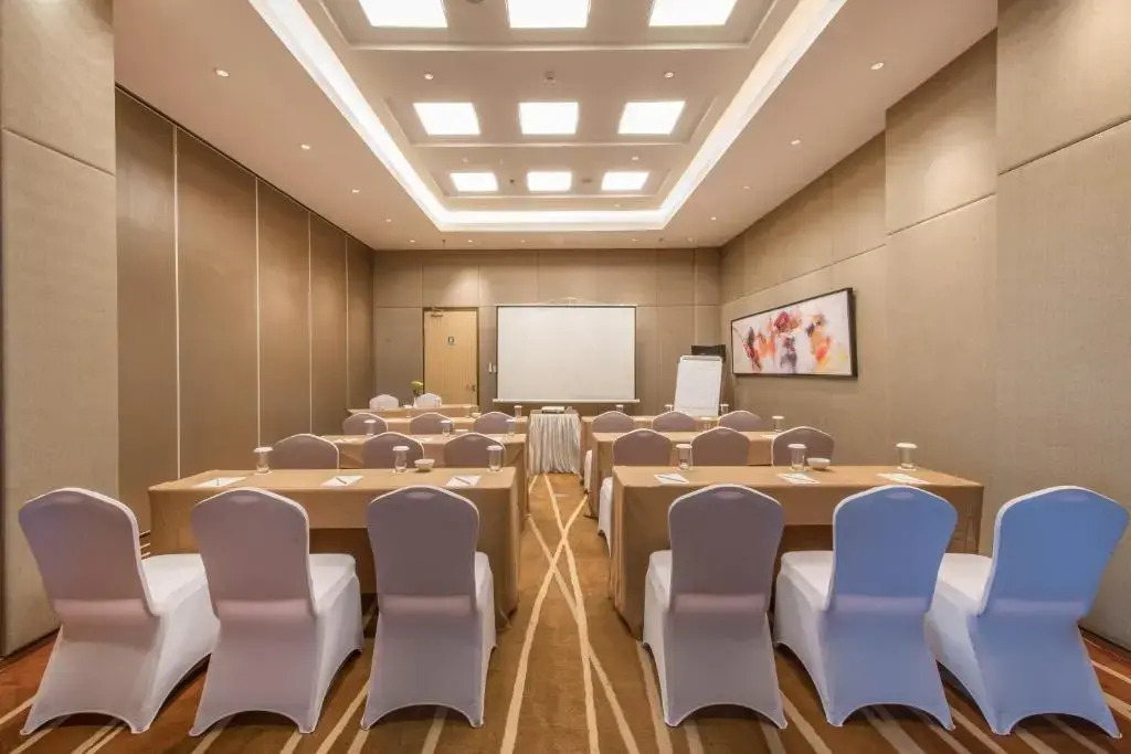Enso Hotel Cikarang