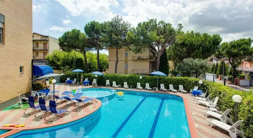 Hotel Real