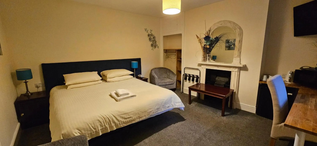 Edward Hotel