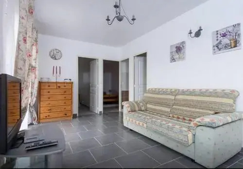 La Petite Maison