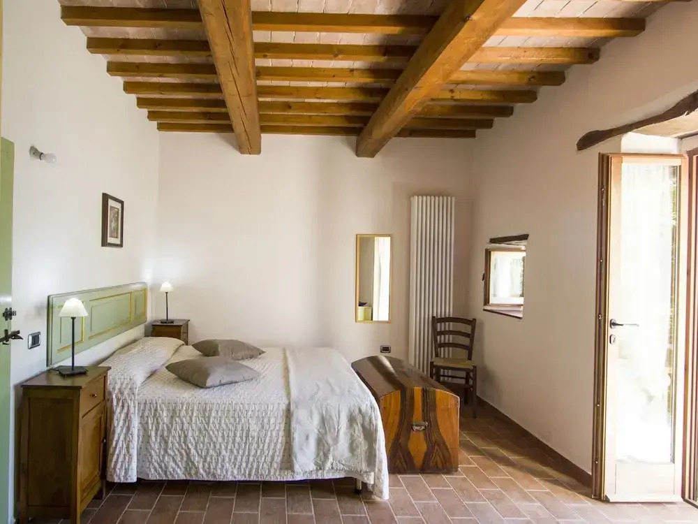 Graceful Holiday Home in Acqualagna With Swimming Pool
