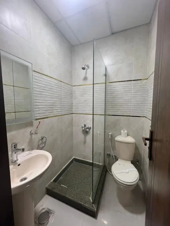 Rotana Palace Suites