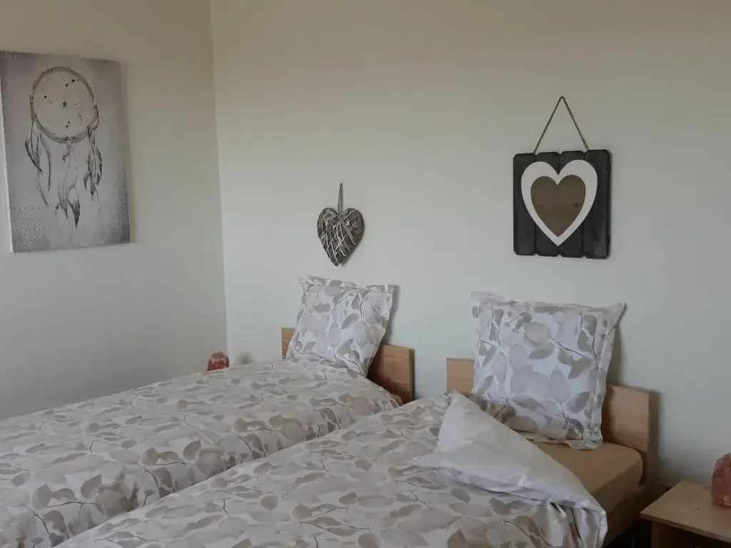 Location paisible: gîte familial avec balnéo, cuisine équipée et départs VTT, à proximité de Gérardmer - FR-1-589-331
