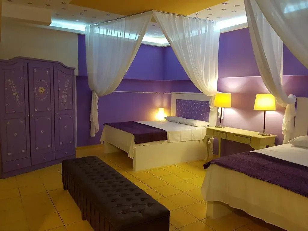 The golden brown luxury guesthouse