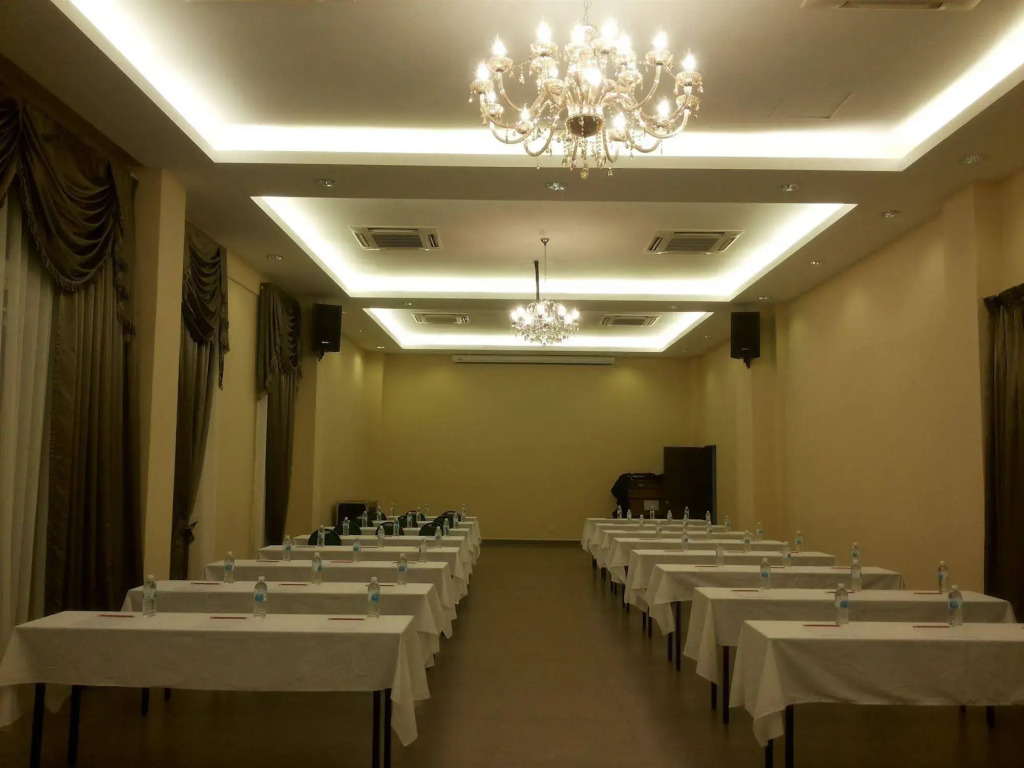 One Garden Hotel