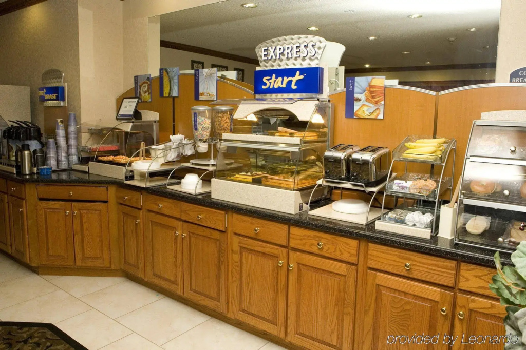 Holiday Inn Express Henderson N Evansville South by IHG