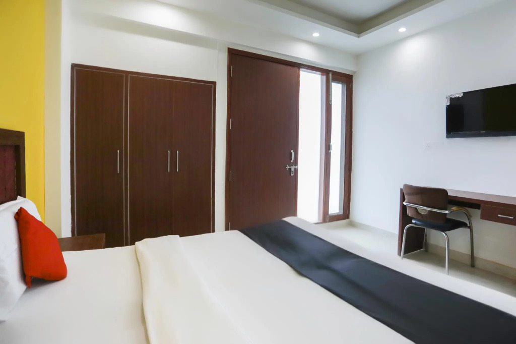 Capital O 68248 Hotel Sapphire
