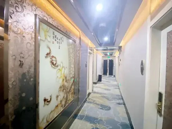 Jitai Fashion Hotel (Shanghai Yingaoxi Road)