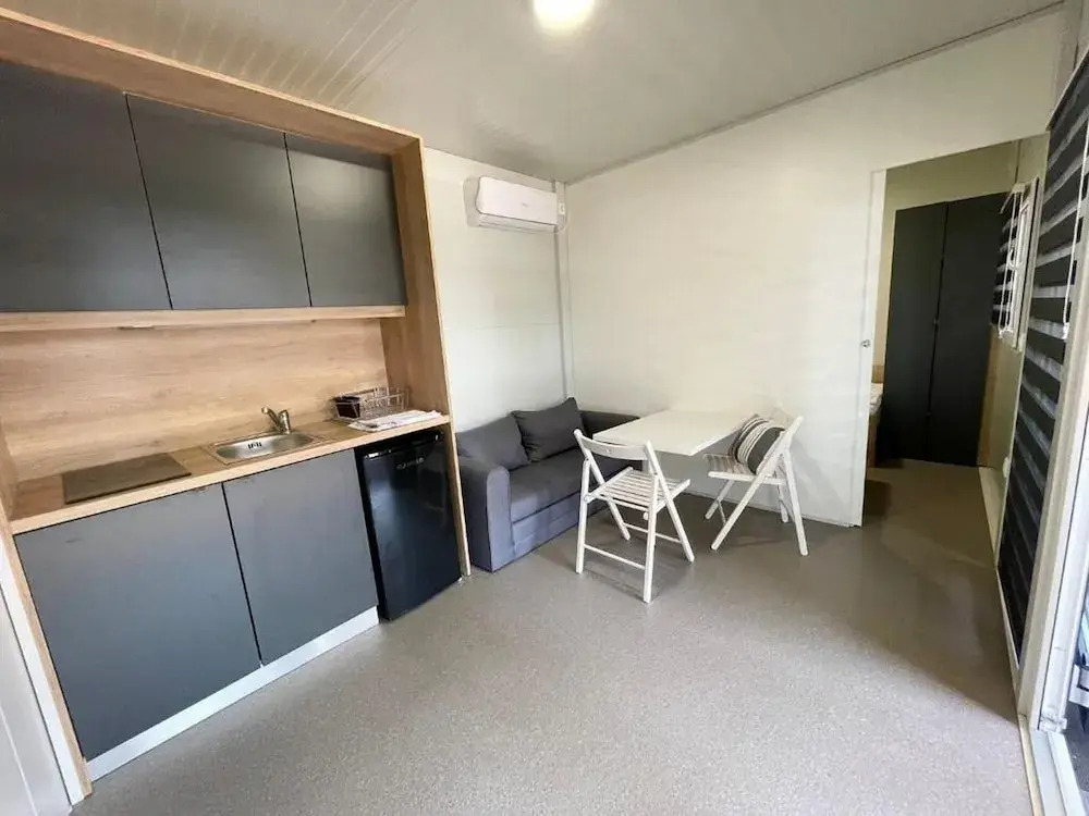 D&I Mobile Home