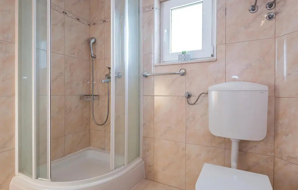 3 Bedroom Lovely Home In Blato Na Cetini