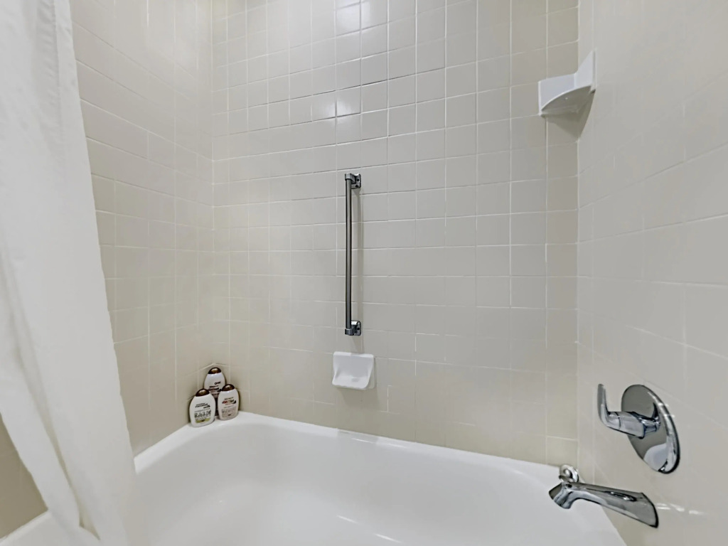 2 Room Celebration Disney Poolside Spa-golf Condo