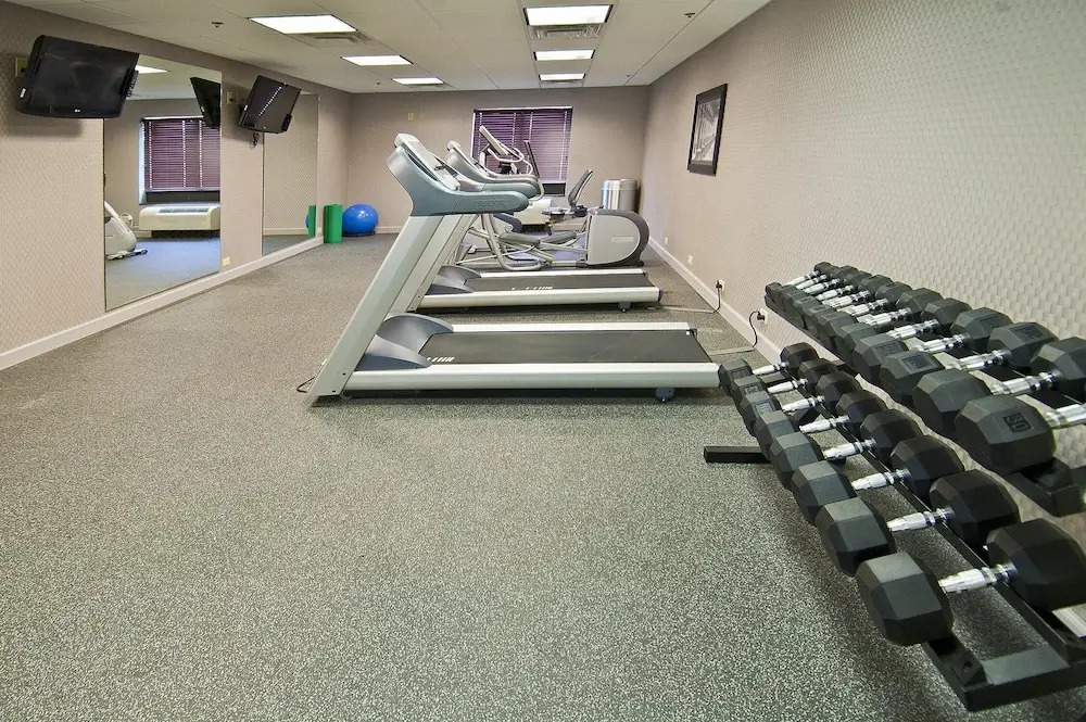 Holiday Inn Express Hotel & Suites Jackson / Pearl International Airport