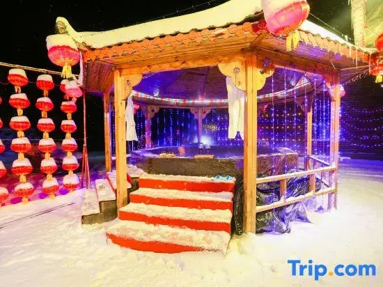 Xuegu Jinze Cold Spring Town (China Xuegu Scenic Area)