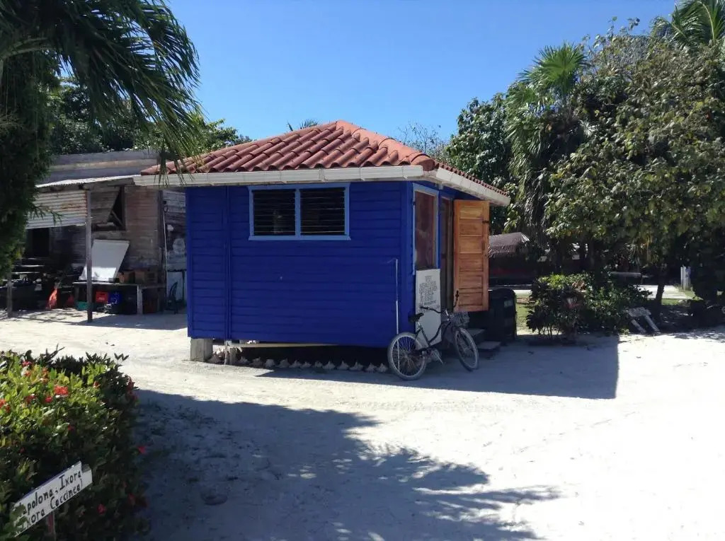 Anchorage Beach Resort Caye Caulker