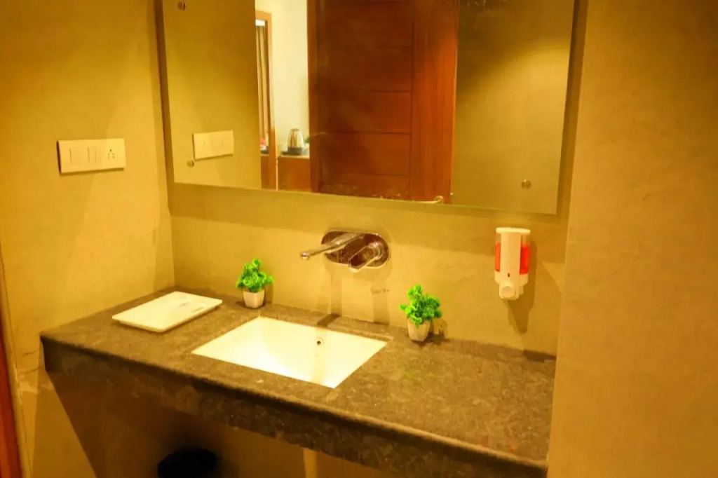 1 BR Guest house in Old manali, Manali, by GuestHouser (80C0)
