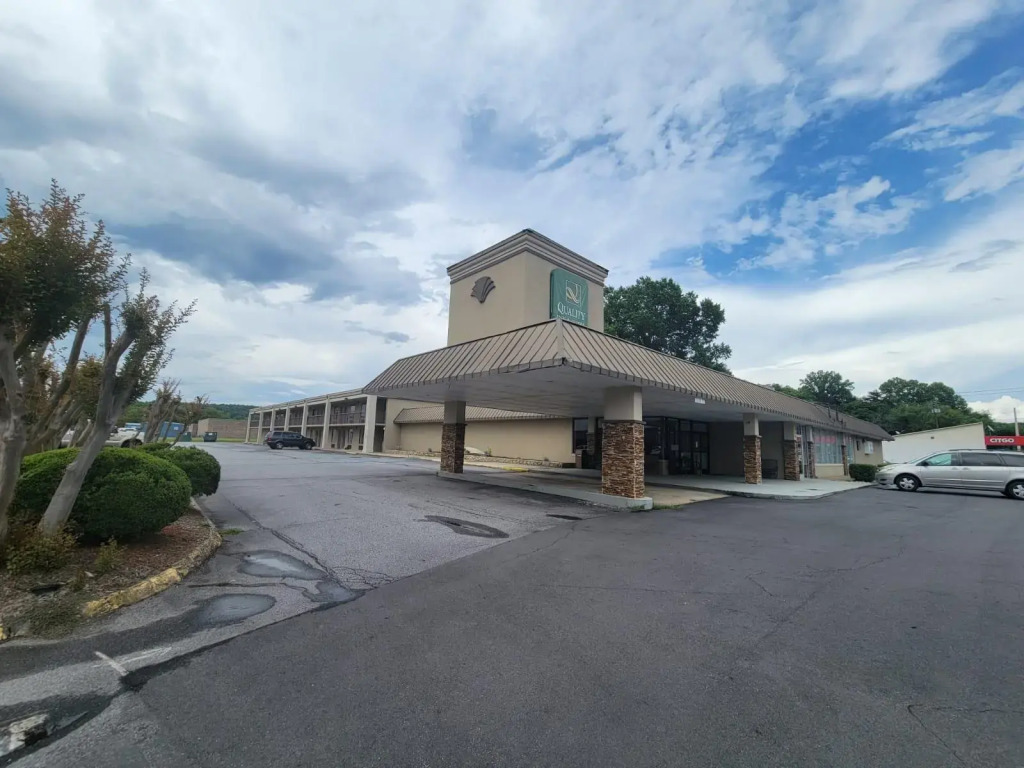 Red Roof Inn & Suites Wilkesboro