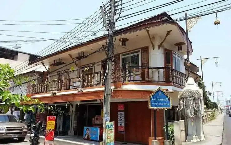 JJ. Home