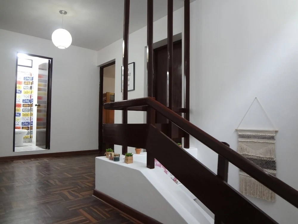 Meetinc House