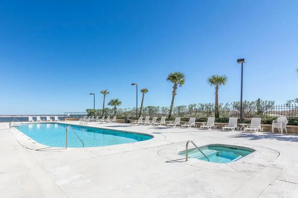 Grand Pointe 602