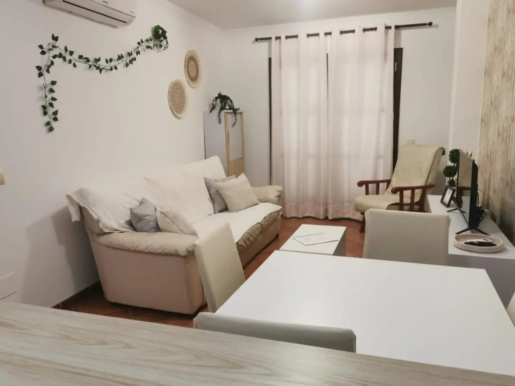 Apartamento en urbanización el Mirador de Frigiliana en el centro del pueblo con las mejores vistas