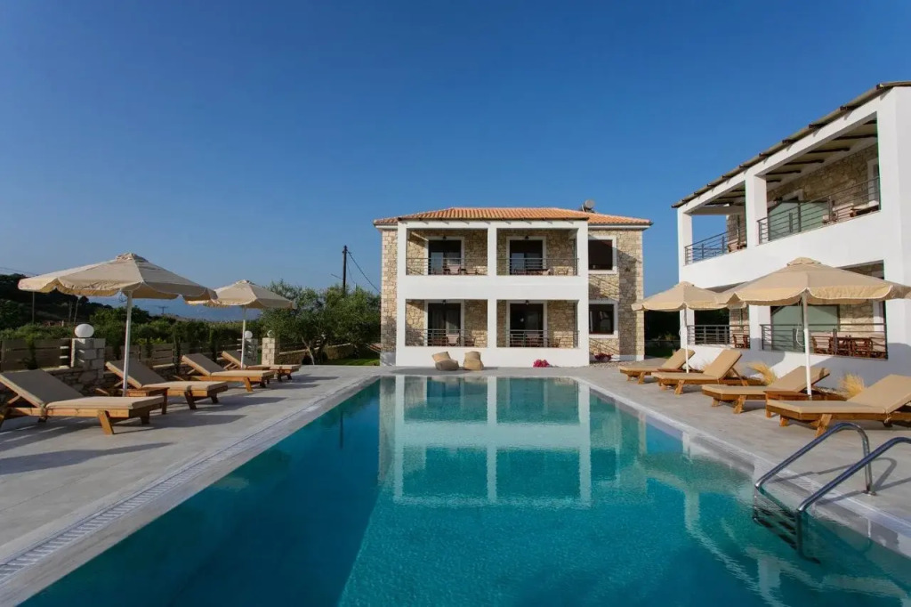 Michelangelo suites and apartments