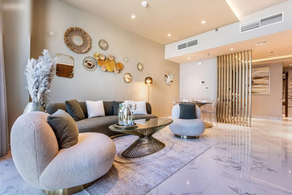 Luxury 2B Apt Al Habtoor Amna Tower
