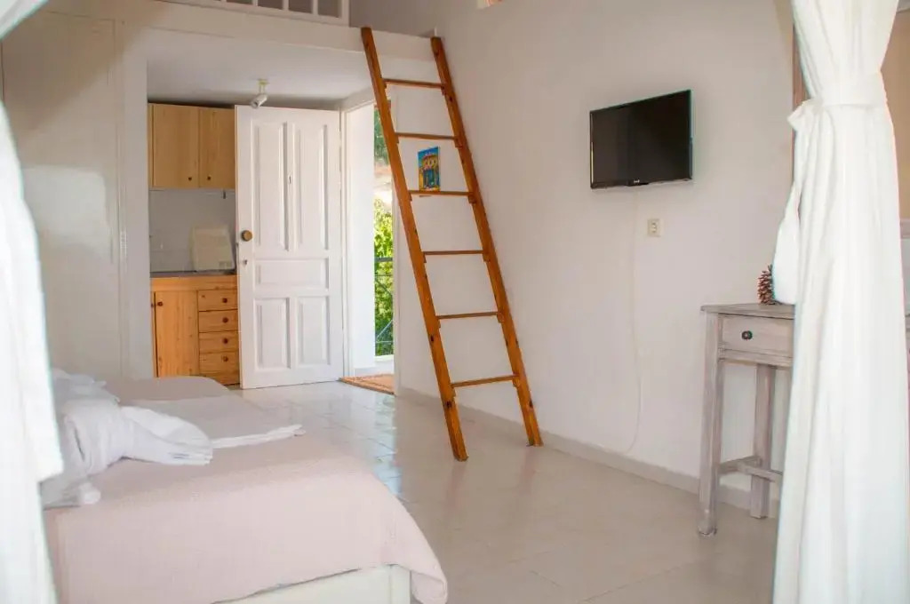 Heracles Guesthouse
